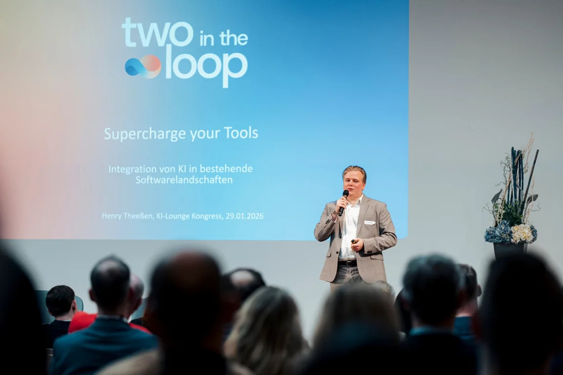 Vortrag zu einer KI-Anwendung mit Präsentation und Publikum beim KI-Lounge-Kongress am 29. Januar 2026.